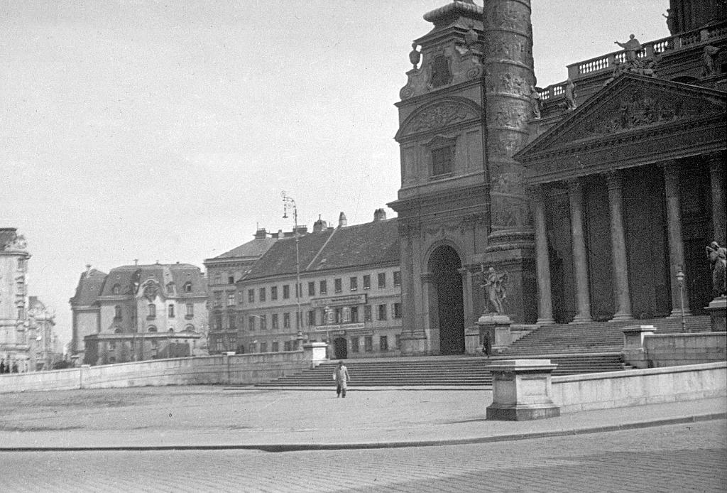 1922a JB1R5C7I05.jpg